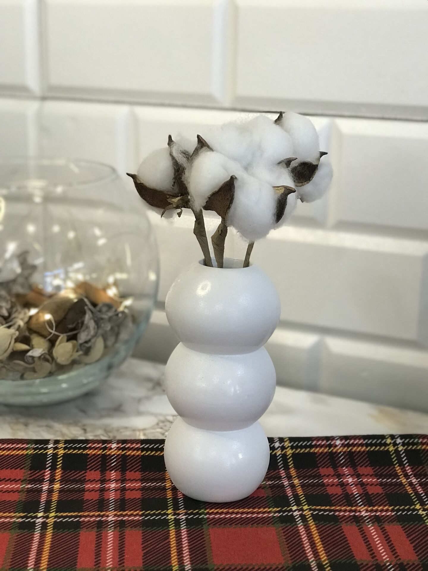 Hediyelik Vazo 14 cm Polyester Döküm Dekoratif Vazo Beyaz