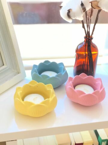 Yogacılar İçin Dekoratif Lotus Çiçeği Mumluk Set  pembe