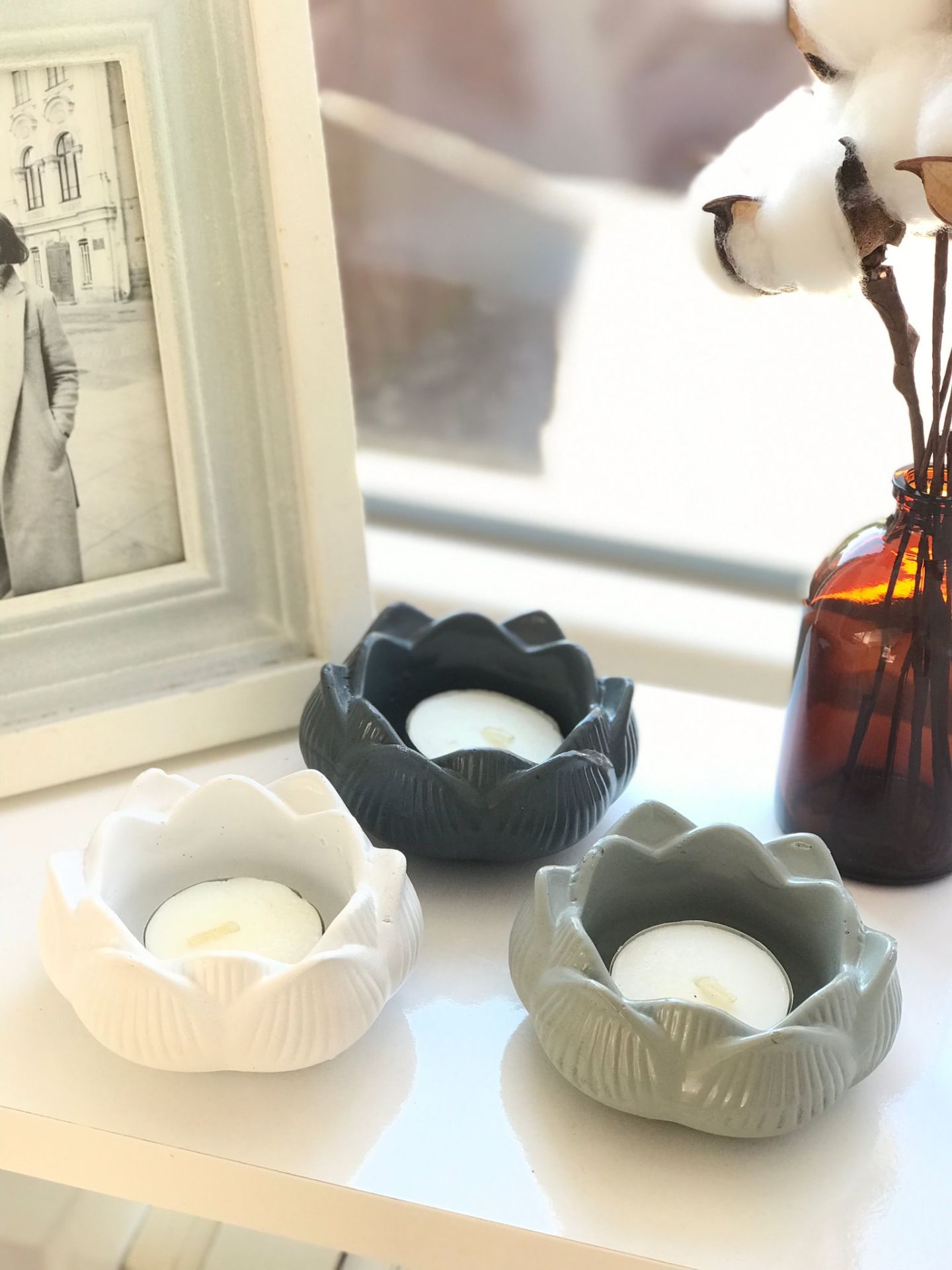 Yogacılar İçin Dekoratif Lotus Çiçeği Mumluk Set  beyaz tonları